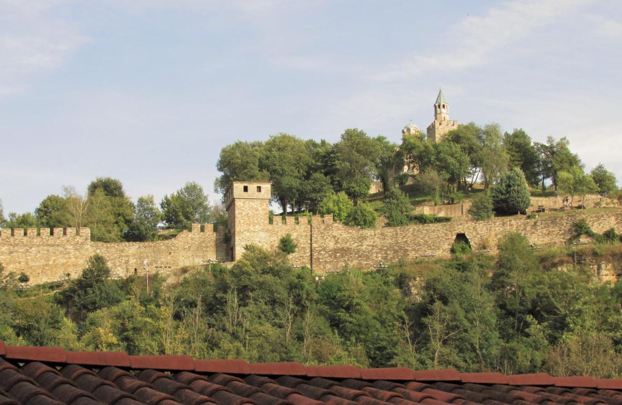 Home With The Veranda Veliko Tŭrnovo Exterior foto